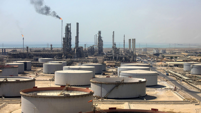 Đằng sau quyết định giảm sản lượng dầu của Saudi Arabia
