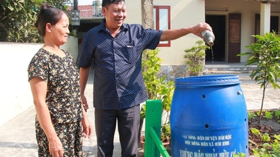 កសិករ​ណាំឌិញ​រើស​សំរាម​ចោល​ទៅ​ជា​ជី​សរីរាង្គ​សន្សំ​សំចៃ​បាន​ច្រើន។