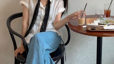 Gợi ý cách biến hóa phong cách với dép tông ngày mưa