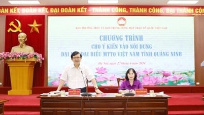 フロント業務の模範となる人材を審査し選抜する