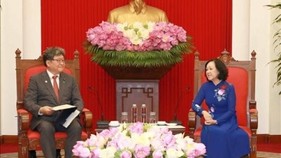 Thường trực Ban Bí thư Trương Thị Mai tiếp Trưởng ban Nghiên cứu chính sách Đảng Dân chủ Tự do Nhật Bản