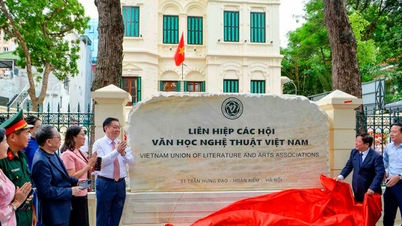 Khánh thành Trụ sở Liên hiệp các Hội Văn học nghệ thuật Việt Nam
