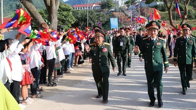 Ngôi trường vùng biên ấm áp nghĩa tình Việt Nam