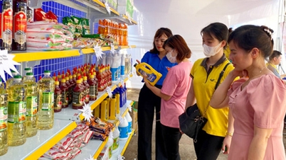 Ngày hội đồng hành cùng thanh niên công nhân