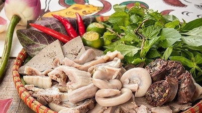 ស្ត្រី​ម្នាក់​បាន​រង​នូវ​ការ​ឆក់​ទឹក​ស្អុយ និង​មិន​អាច​ដកដង្ហើម​បាន​បន្ទាប់​ពី​បរិភោគ​ពោះវៀន​ជ្រូក ។