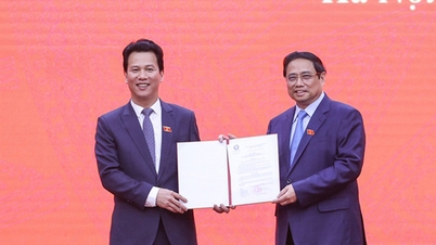 នាយករដ្ឋមន្ត្រី Pham Minh Chinh បង្ហាញសេចក្តីសម្រេចតែងតាំងរដ្ឋមន្ត្រីថ្មីនៃធនធានធម្មជាតិ និងបរិស្ថាន
