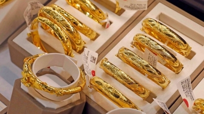 Vàng lại tăng lên mốc cao kỷ lục