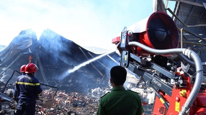 140 soldiers extinguished a 1,500m2 factory fire