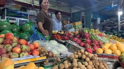 ផ្លែ​វែង Hung Yen មាន​តម្លៃ​ជាង ១០ ម៉ឺន​ដុង​ក្នុង​មួយ​គីឡូក្រាម