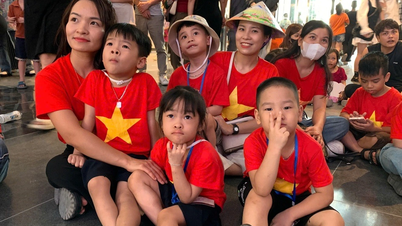 Lịch sử ngày càng gần hơn với thế hệ trẻ