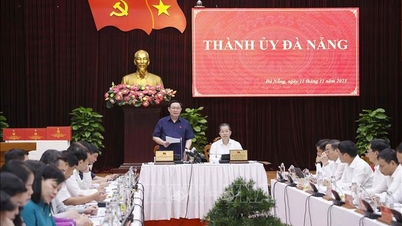 Chủ tịch Quốc hội Vương Đình Huệ làm việc với Ban Thường vụ Thành ủy Đà Nẵng