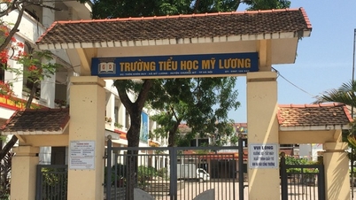 សិស្សស្រីថ្នាក់ទី ៥ នៅទីក្រុងហាណូយ ត្រូវបានមិត្តរួមថ្នាក់បង្ខំឱ្យលុតជង្គង់ និងដោះសម្លៀកបំពាក់។