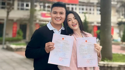 Quang Hai បង្ហាញរូបថតចុះឈ្មោះអាពាហ៍ពិពាហ៍ Bui Tien Dung អនុញ្ញាតឱ្យគាត់ចូលរួម "ក្លឹបរៀបការ"