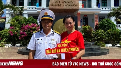 សាស្ត្រាចារ្យស្រី 'ស្រលាញ់ខ្លាំង' ជាមួយឯកសណ្ឋានទាហាននៅព្រំដែនកោះ