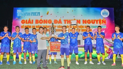 ホアンサ・チュオンサクラブがタンニエン新聞チャリティーサッカートーナメントで優勝