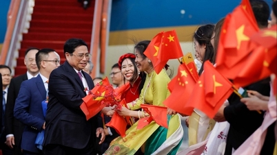 នាយករដ្ឋមន្ត្រី Pham Minh Chinh មកដល់ទីក្រុងប៉េកាំង ចាប់ផ្តើមដំណើរទស្សនកិច្ចជាផ្លូវការនៅប្រទេសចិន ចូលរួមសន្និសីទ WEF Tianjin