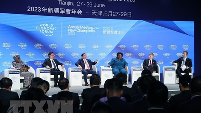 WEF Tianjin Conference: Prime Minister Pham Minh Chinh pointed out 6 "headwinds" hindering growth