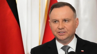 Ba Lan huy động quân đội, họp khẩn cấp vì vật thể lạ từ Ukraine
