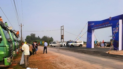 តំបន់កំពង់ផែ 14,000 ពាន់លានដុងនៅខេត្ត Quang Tri ត្រូវបានដាក់ឱ្យដំណើរការឡើងវិញបន្ទាប់ពីរយៈពេលជាង 4 ឆ្នាំនៃ "ការទុកដាក់"