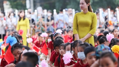 Bộ Chính trị yêu cầu thực hiện chủ trương 'lương nhà giáo cao nhất'