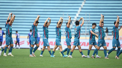 គ្រូ​បង្វឹក Philippe Troussier ហាក់​បី​ដូច​ជា​នឹក​ស្មាន​មិន​ដល់​មុន​ការ​ប្រកួត​ទល់​នឹង​ស៊ីរី
