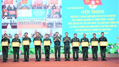 Binh chủng Thông tin liên lạc chú trọng học tập trực tuyến, đổi mới toàn diện công tác giáo dục chính trị