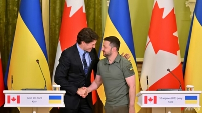 Tổng thống Zelenskyy nói cuộc phản công của Ukraine đã bắt đầu