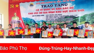 Phú Thọ trao hơn 5.000 cờ Tổ quốc và ảnh Bác Hồ cho vùng biên giới tỉnh Lai Châu