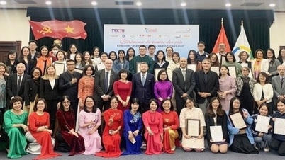 កន្លែងលេងសប្បាយសម្រាប់យុវជននិយាយភាសាបារាំងនៅប្រទេសវៀតណាម