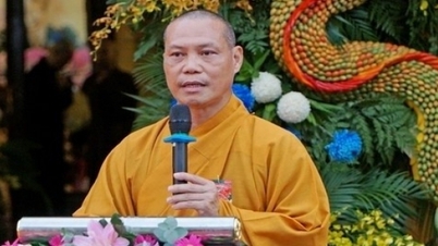 ពិធីសម្ពោធពិព័រណ៍ «ភ្លើងដ៏ពិសិដ្ឋ ចែងចាំងក្នុងប្រវត្តិសាស្ត្រមាស»