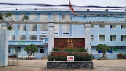 Quảng Ngãi: Bác sĩ, nhân viên y tế Bệnh viện đa khoa khu vực Đặng Thùy Trâm hụt hẫng vì không được hưởng phụ cấp nghề