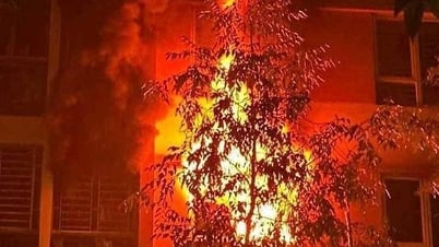 ハノイのアパートで夜明けに火災発生