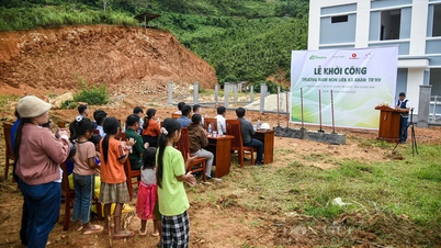 Vingroup donates 250 billion to people affected by storms and floods