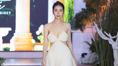 Váy cưới lụa luôn được tìm kiếm bởi sự sang trọng, tối giản và mềm mại