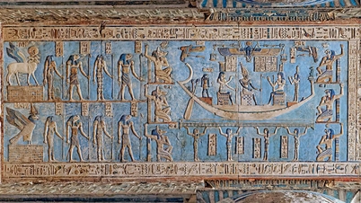 How did the Egyptians calculate the first hour?