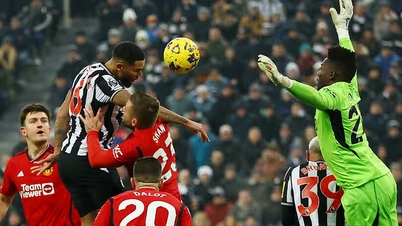 Man Utd ធ្លាក់ទៅ Newcastle