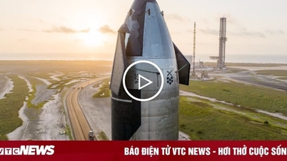 Watch SpaceX Robots 'hard at work' building Starship