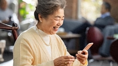 Không cần dựa vào con, cụ bà U75 lương hưu 6 triệu đồng vẫn sống những năm về già tự tại