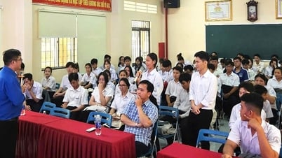សិស្សានុសិស្សនៅតំបន់ដីសណ្តទន្លេមេគង្គរំភើបចិត្តចំពោះ "ដំណើរឆ្ពោះទៅបង្កើតអនាគត"