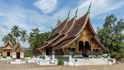 គយគន់ប្រាសាទបុរាណដែលមានស្ថាបត្យកម្មតែមួយគត់នៅប្រទេសឡាវ