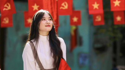 Checkin cùng ngõ cờ hoa hot nhất Hà Nội
