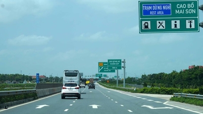 Bất cập cao tốc không trạm dừng