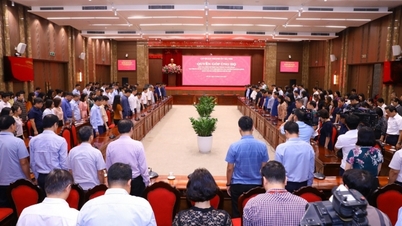Hà Nội tưởng niệm nạn nhân vụ cháy chung cư mini ở Khương Đình