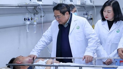 Khi bệnh viện còn bệnh nhân thì y bác sĩ chưa thể nghỉ ngơi