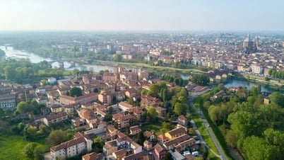 Italy: Mẹ thắng kiện buộc 2 con trai ngoài 40 tuổi ngừng "ăn bám"