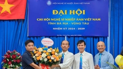 សមាជសមាគមអ្នកថតរូបខេត្តបារី