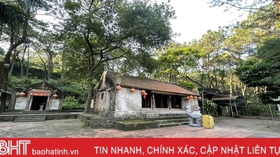 ទស្សនាវត្ត Chan Tien ដែលជាប្រាសាទបុរាណនៅលើជួរភ្នំ Hong Linh