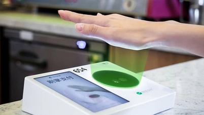 Tencent pushes palm payment service