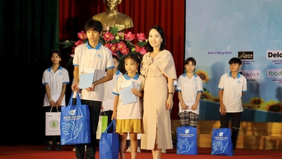 1,183 orphans in difficult circumstances have godmothers