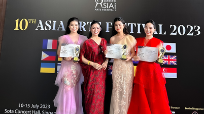 តារាចម្រៀង តាន់ ញ៉ិញ រងការចោទប្រកាន់ថា លំបាកដោយសិស្ស ៣ នាក់ ដែលទើបតែឈ្នះពានរង្វាន់មហោស្រពសិល្បៈអាស៊ីឆ្នាំ ២០២៣